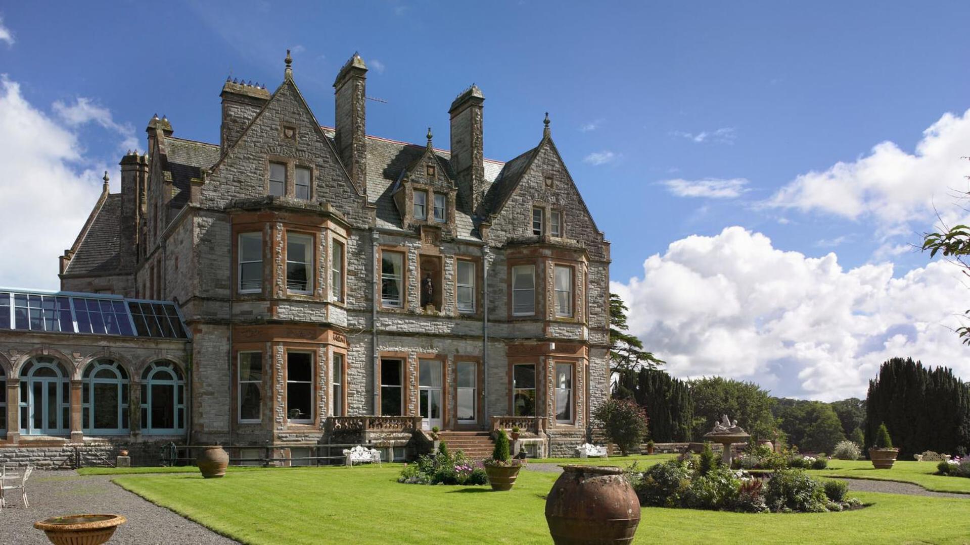 فيلا Old Stable Mews Castle Leslie Glaslough المظهر الخارجي الصورة